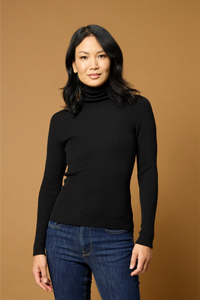 Maya turtleneck